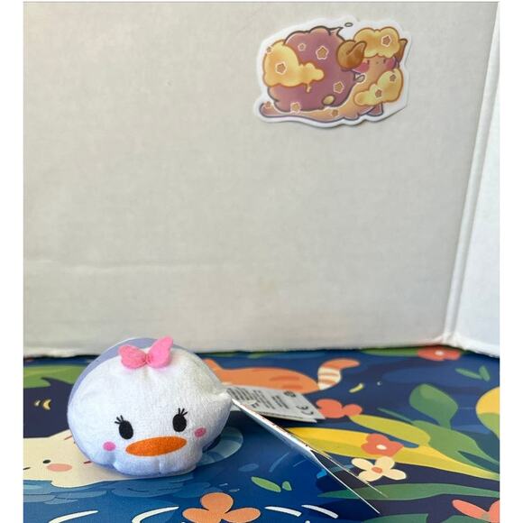 Disney Tsum Tsum Mini Plush Daisy Duck Stuffed Animal Toy Doll - Picture 1 of 9